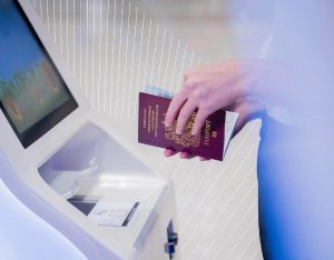 شناسایی هویت به کمک اسکنر گذرنامه